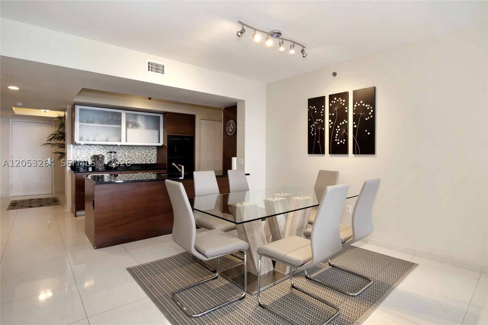 BEACH CLUB TWO - Residential