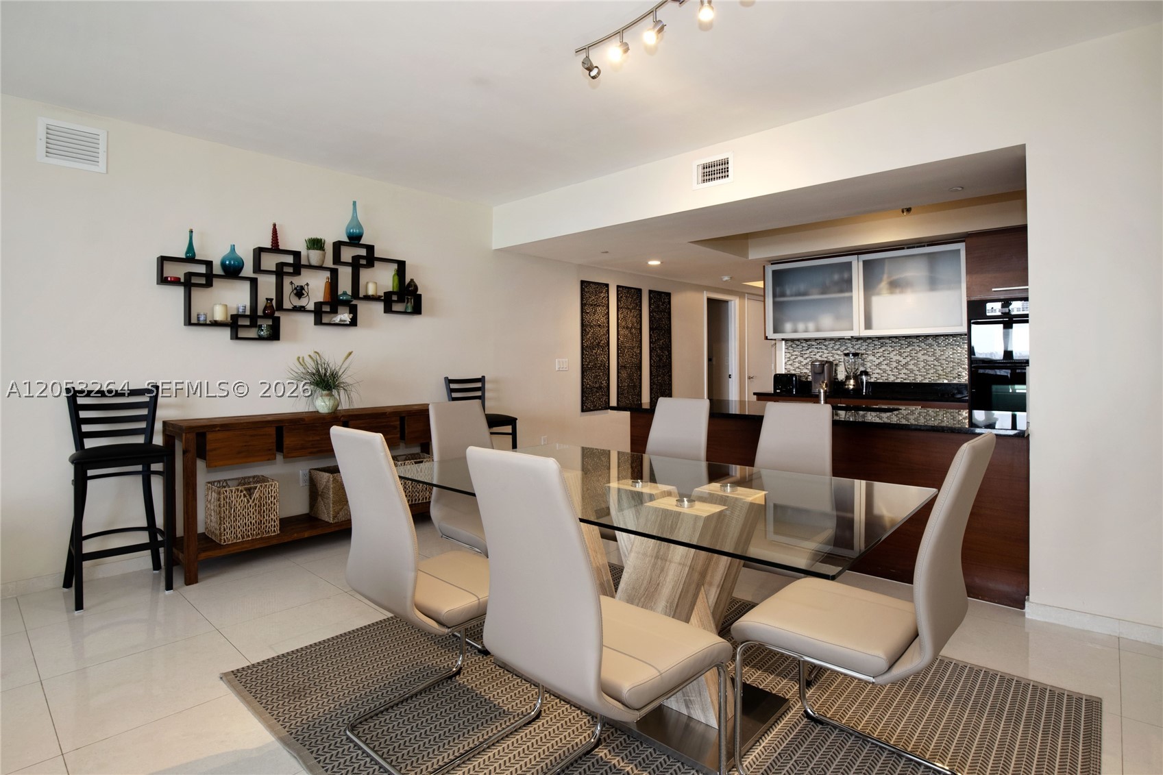 BEACH CLUB TWO - Residential