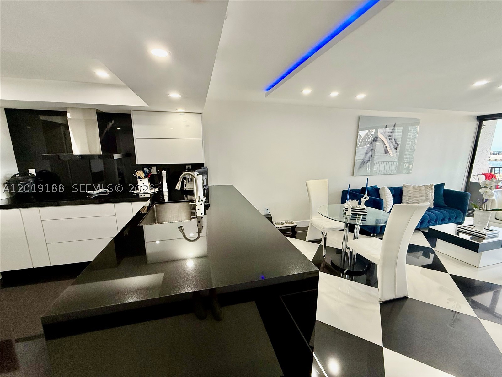 VENETIA CONDO - Residential