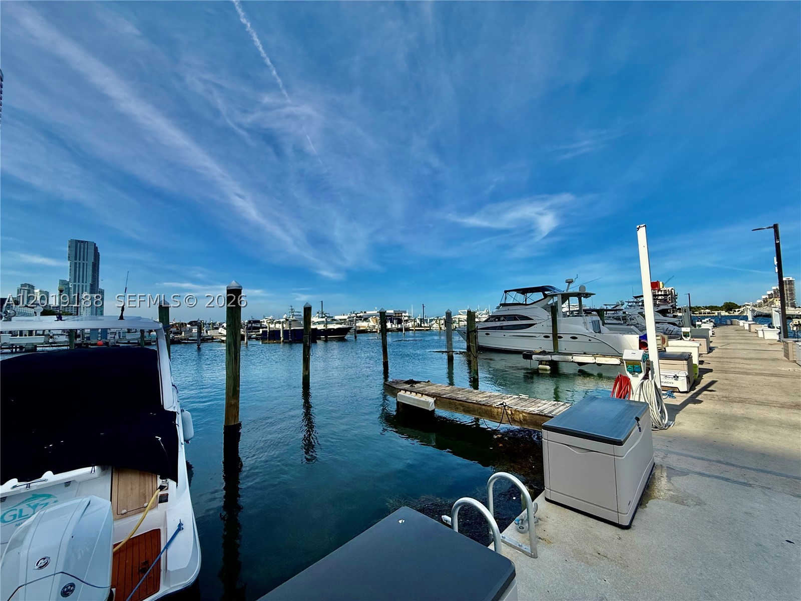 VENETIA CONDO - Residential