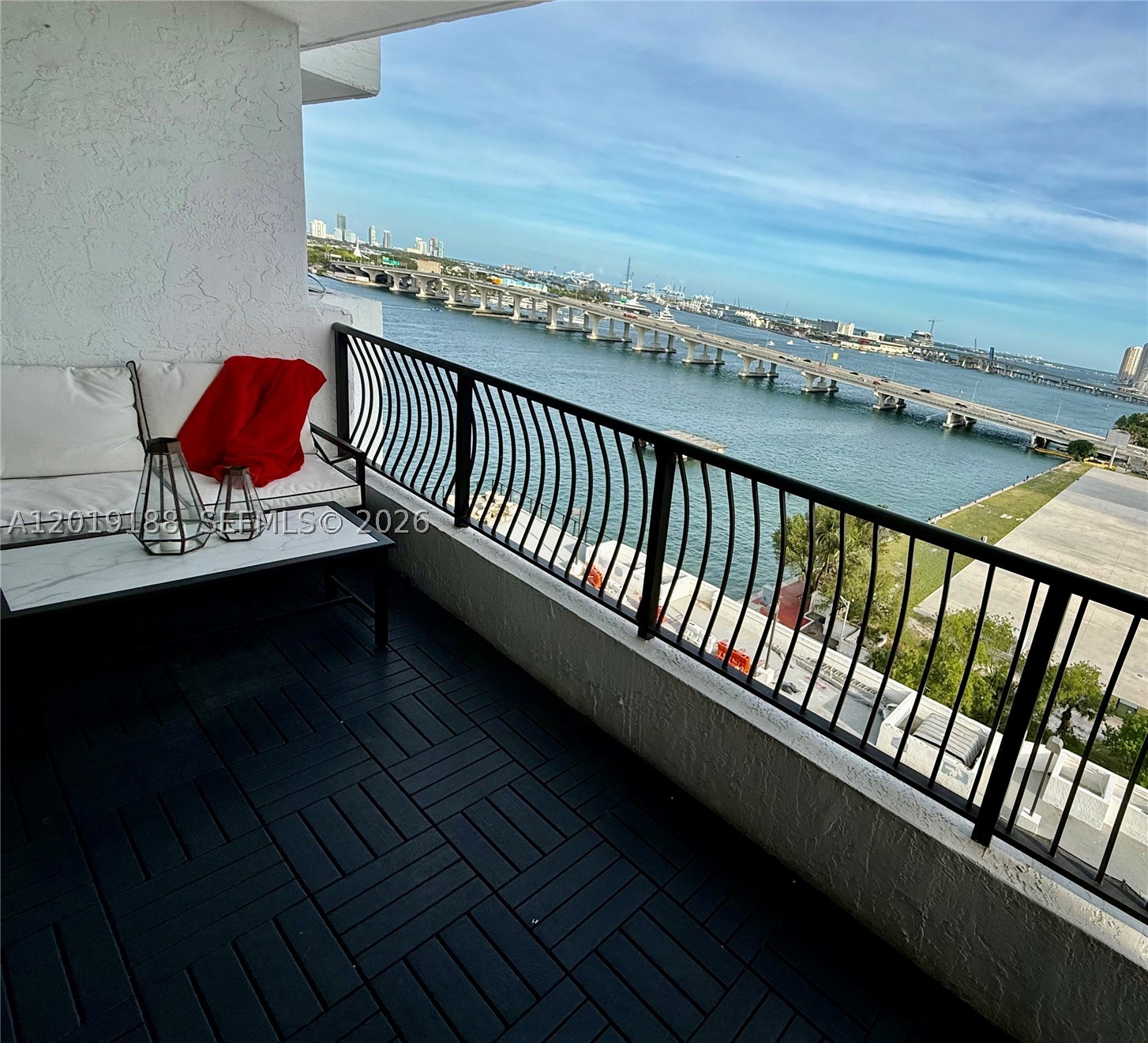 VENETIA CONDO - Residential