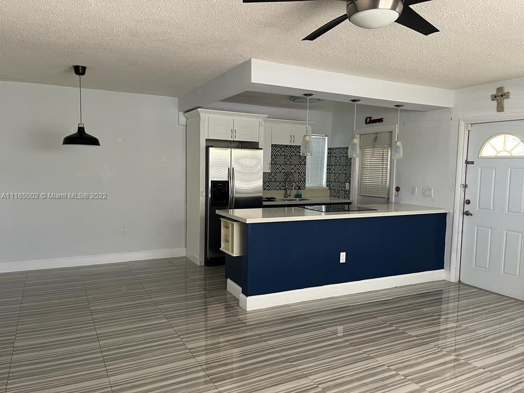 CASA BONA CONDO - Residential