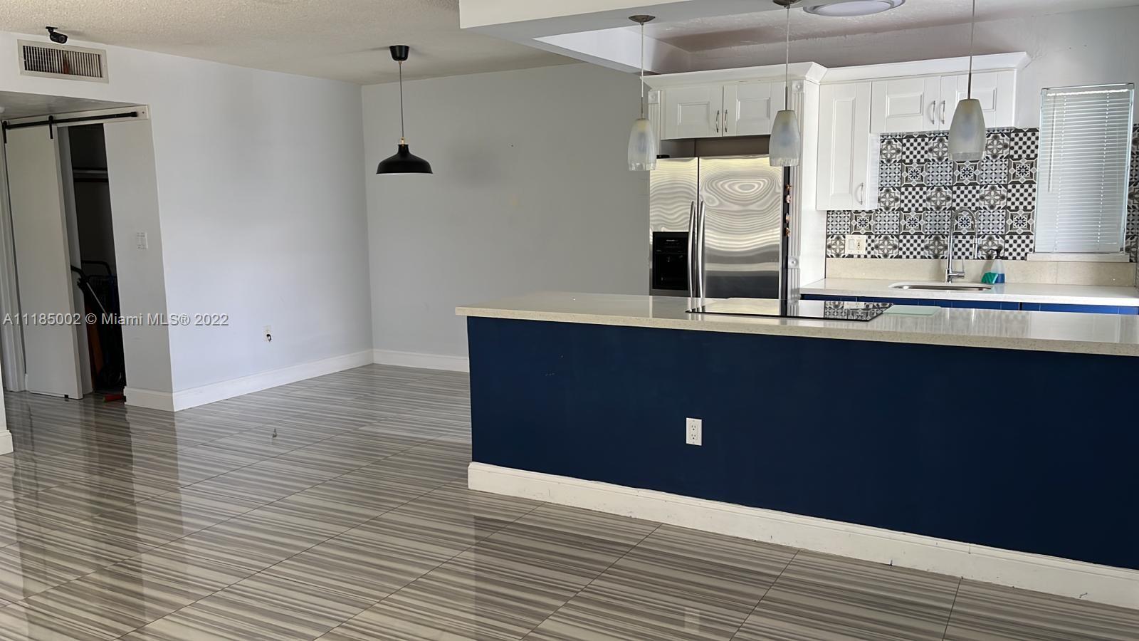 CASA BONA CONDO - Residential
