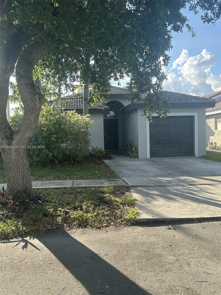 SILVER LAKES PHASE III - Residential