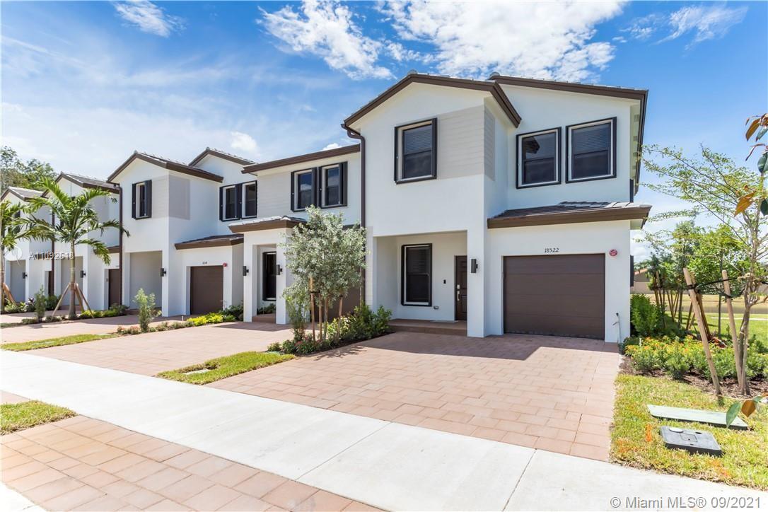 STELLAR PEMBROKE PINES - Residential Lease