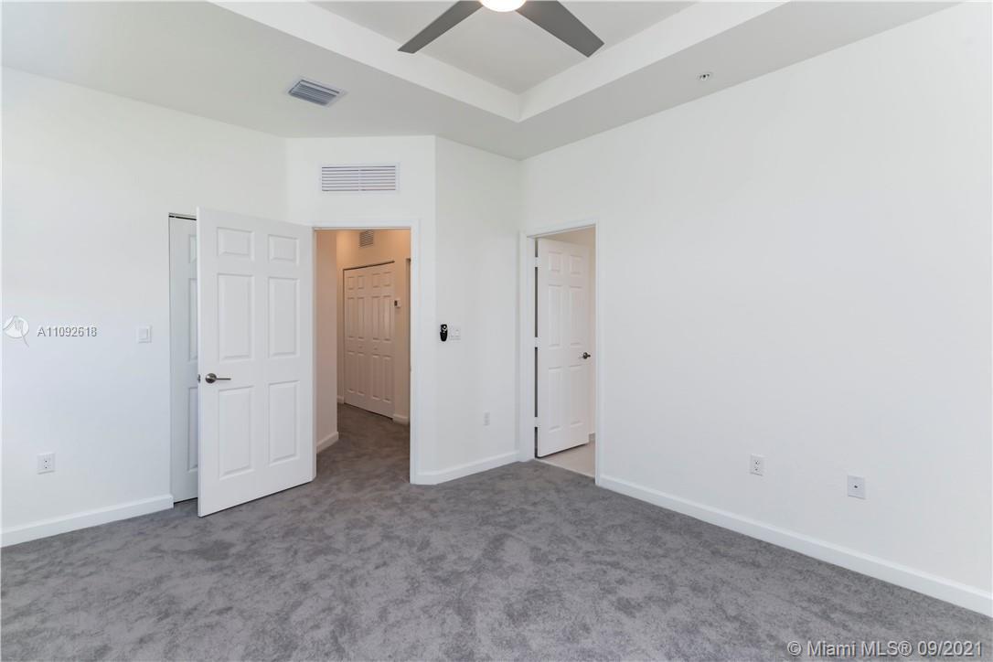 STELLAR PEMBROKE PINES - Residential Lease
