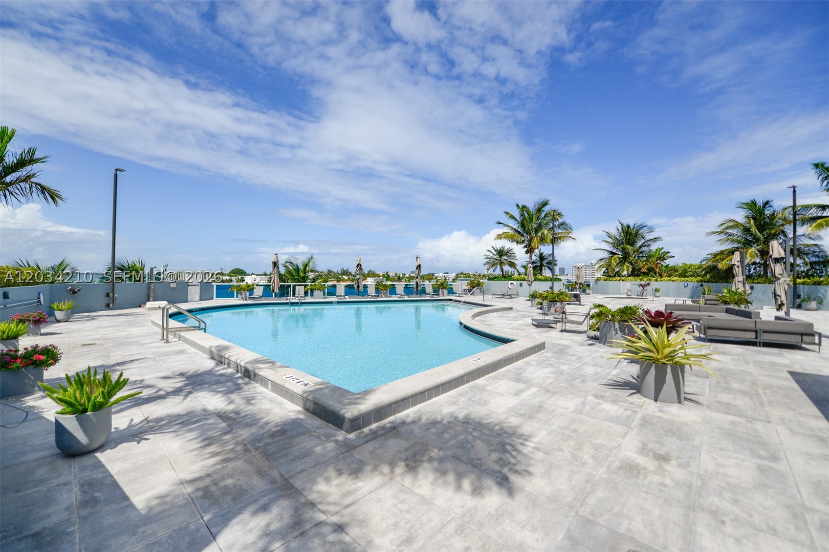 THE BRIDGEWATER CONDO - Residential
