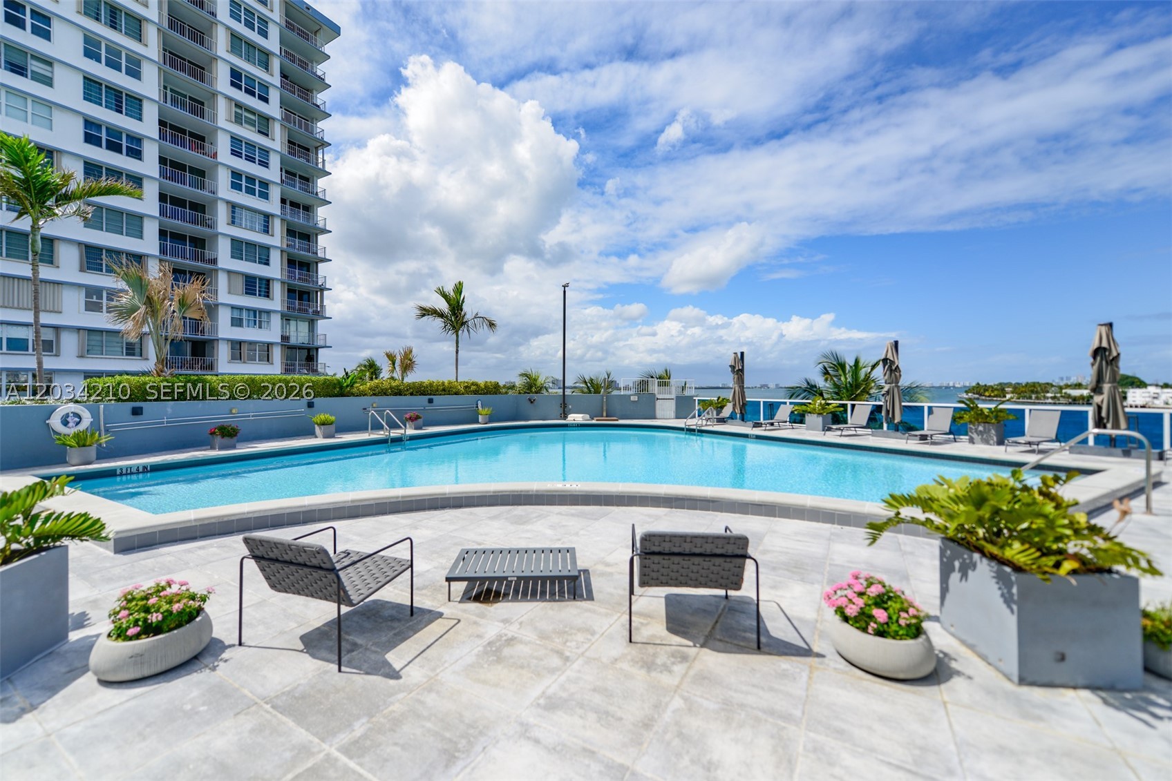 THE BRIDGEWATER CONDO - Residential