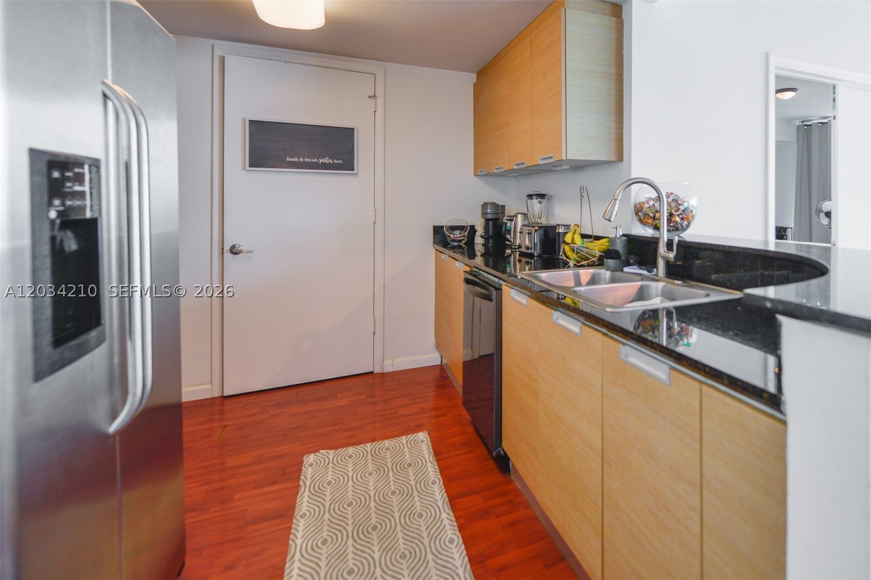 THE BRIDGEWATER CONDO - Residential