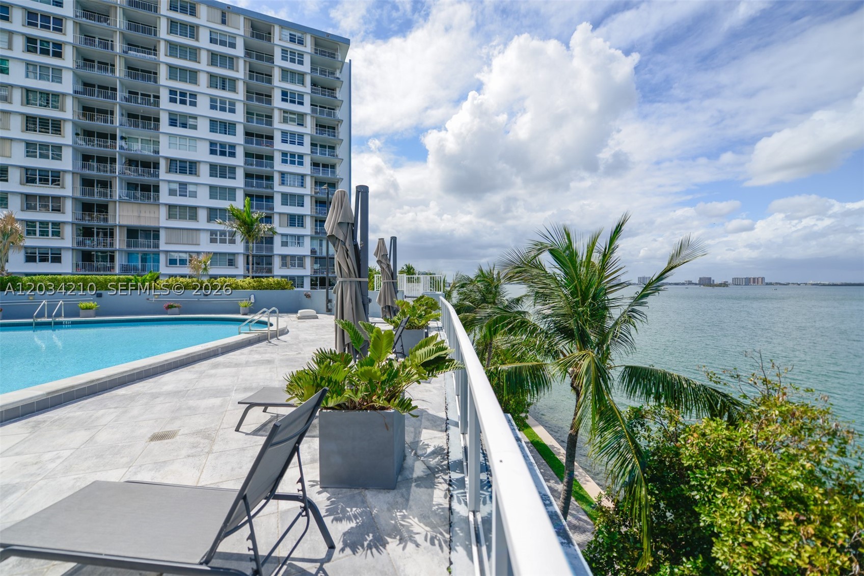 THE BRIDGEWATER CONDO - Residential