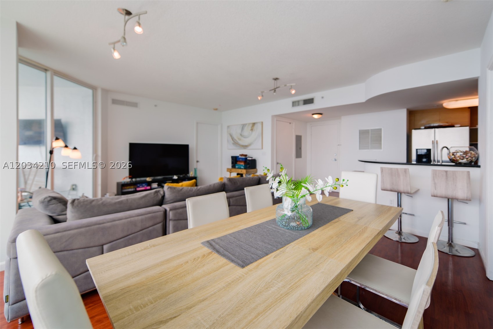 THE BRIDGEWATER CONDO - Residential