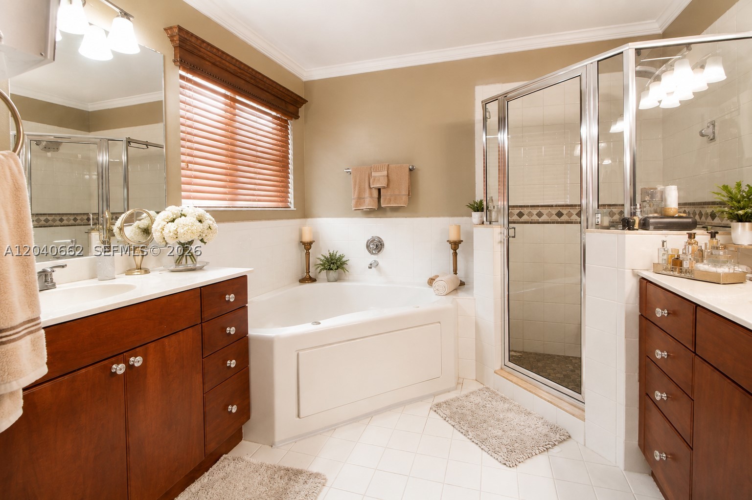 VENTANAS AT HOMESTEAD - Residential