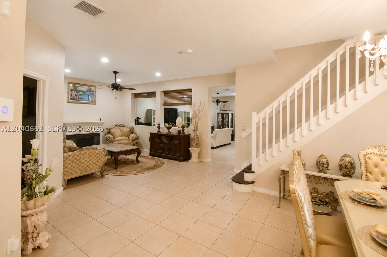 VENTANAS AT HOMESTEAD - Residential