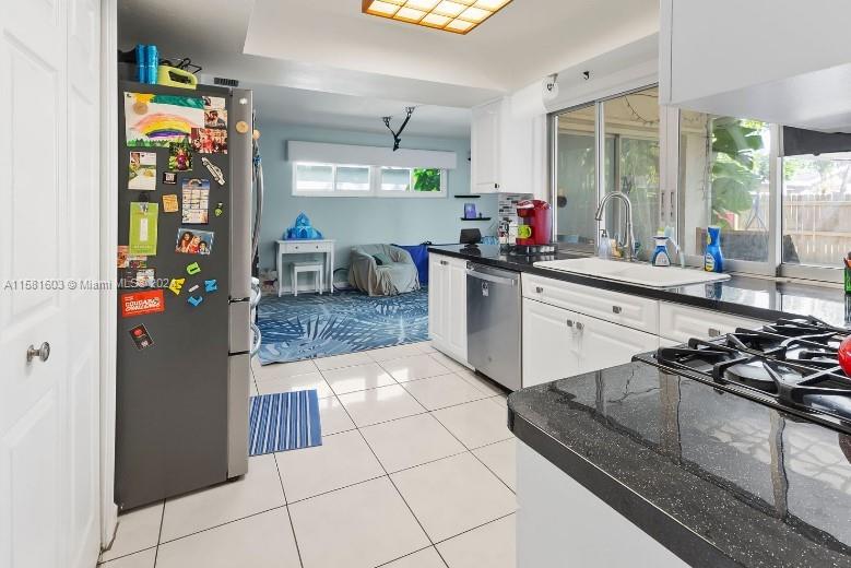 SUNRISE GOLF VILLAGE SEC - Residential