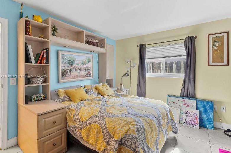 SUNRISE GOLF VILLAGE SEC - Residential