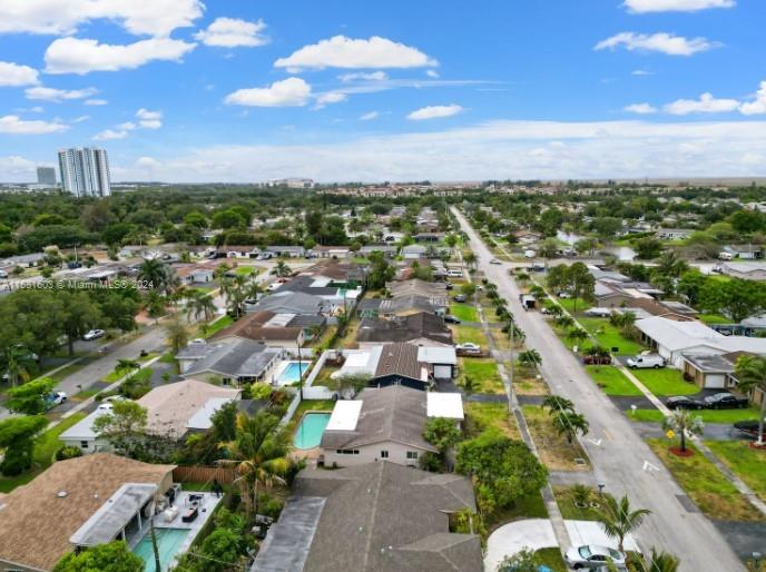 SUNRISE GOLF VILLAGE SEC - Residential