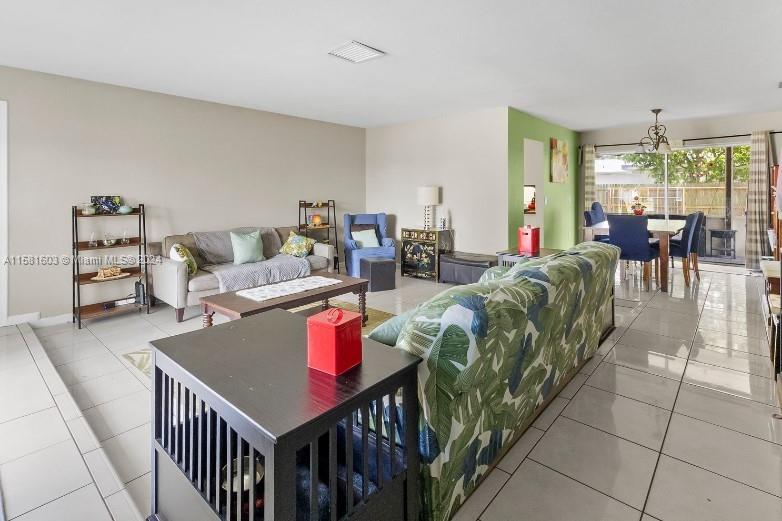 SUNRISE GOLF VILLAGE SEC - Residential