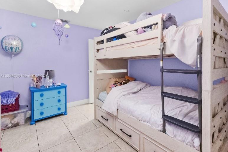 SUNRISE GOLF VILLAGE SEC - Residential