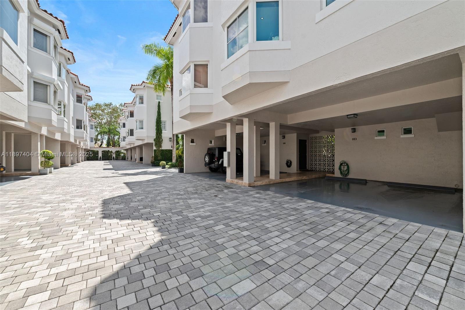 GABLES COURT TOWNHOMES CO - Residential