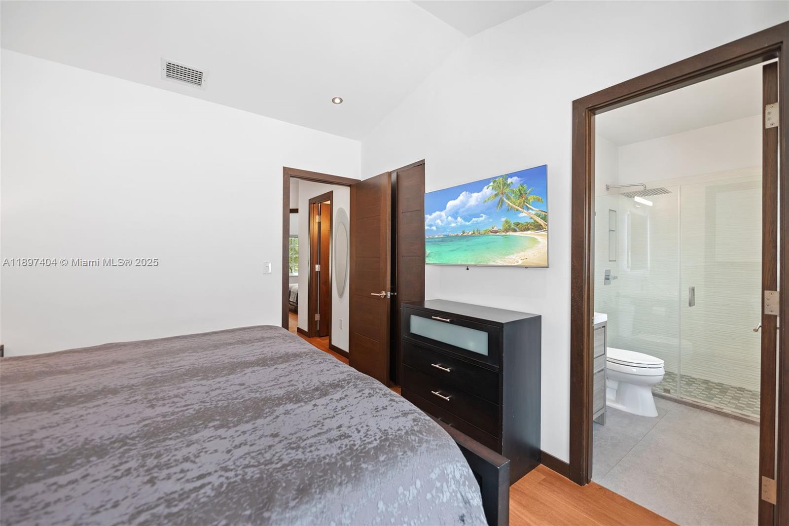GABLES COURT TOWNHOMES CO - Residential