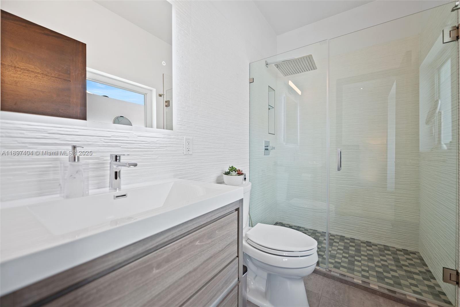 GABLES COURT TOWNHOMES CO - Residential