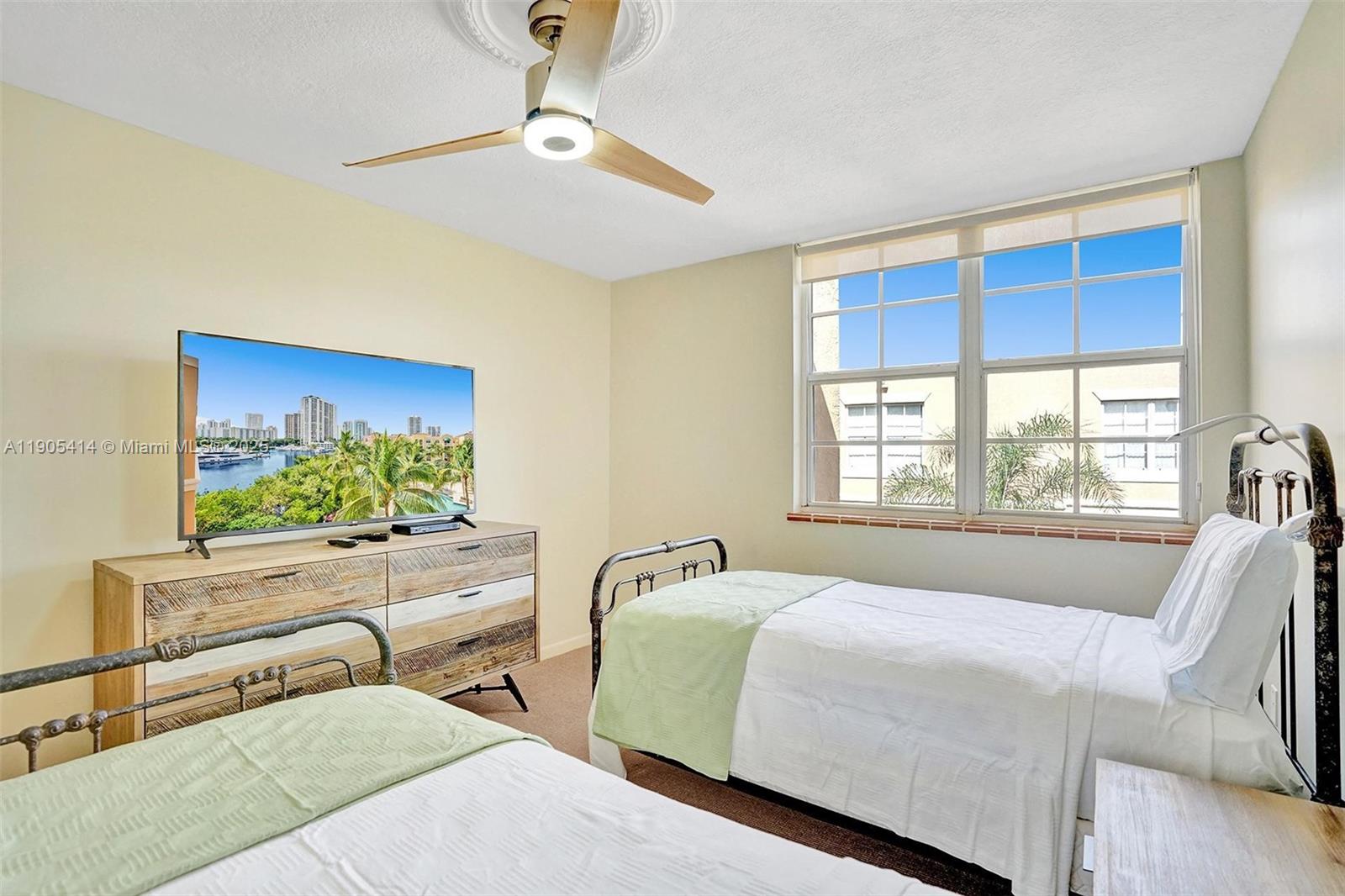 THE YACHT CLUB AT AVENTUR - Residential