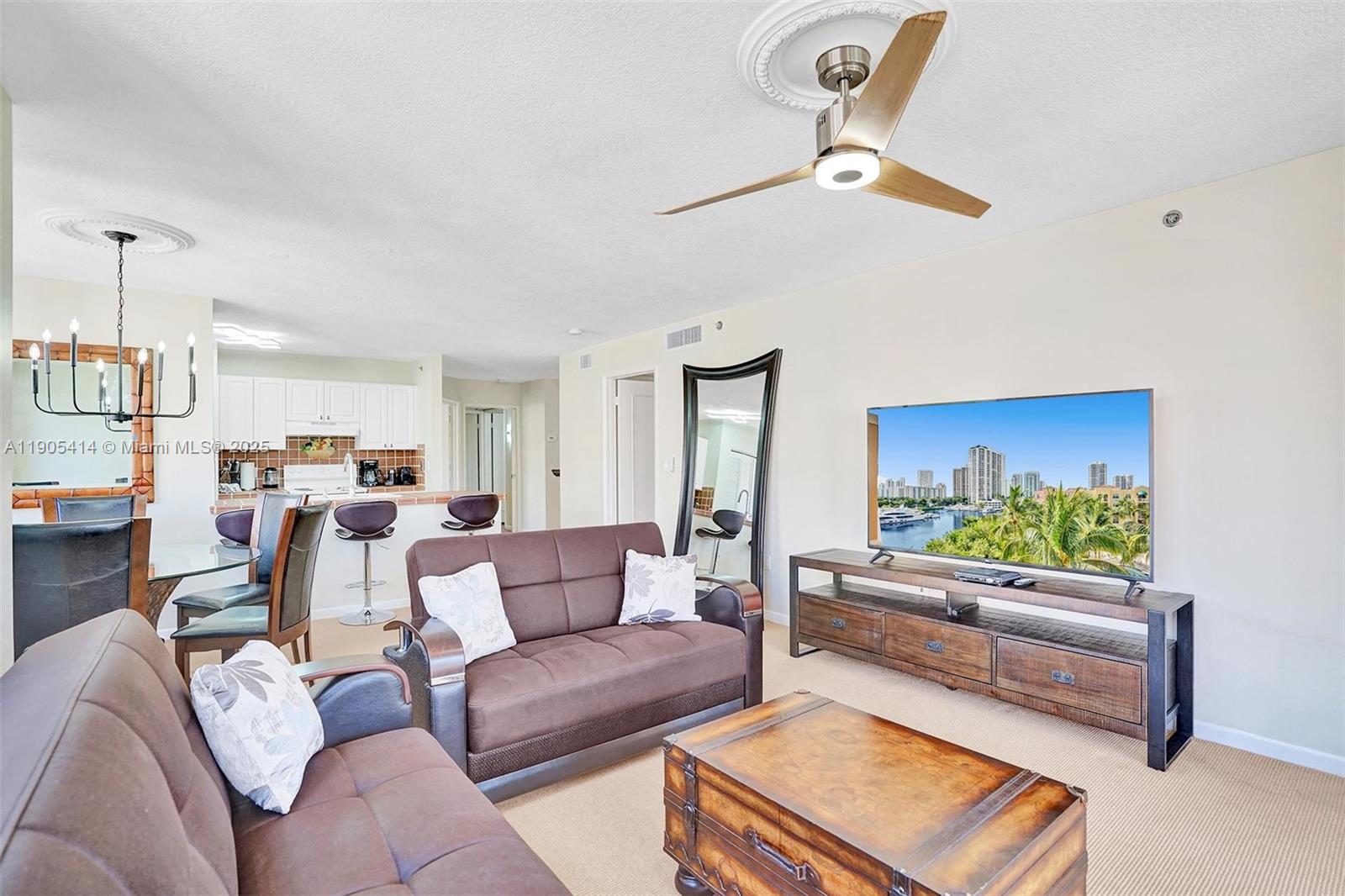 THE YACHT CLUB AT AVENTUR - Residential