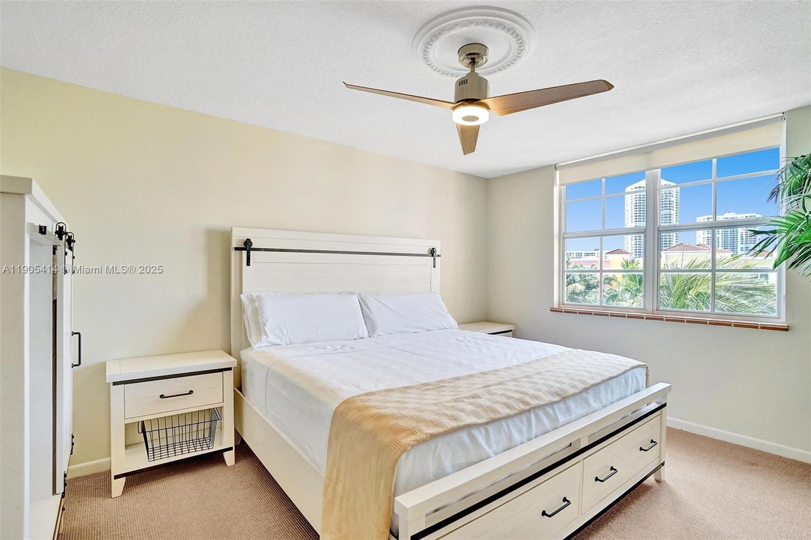 THE YACHT CLUB AT AVENTUR - Residential