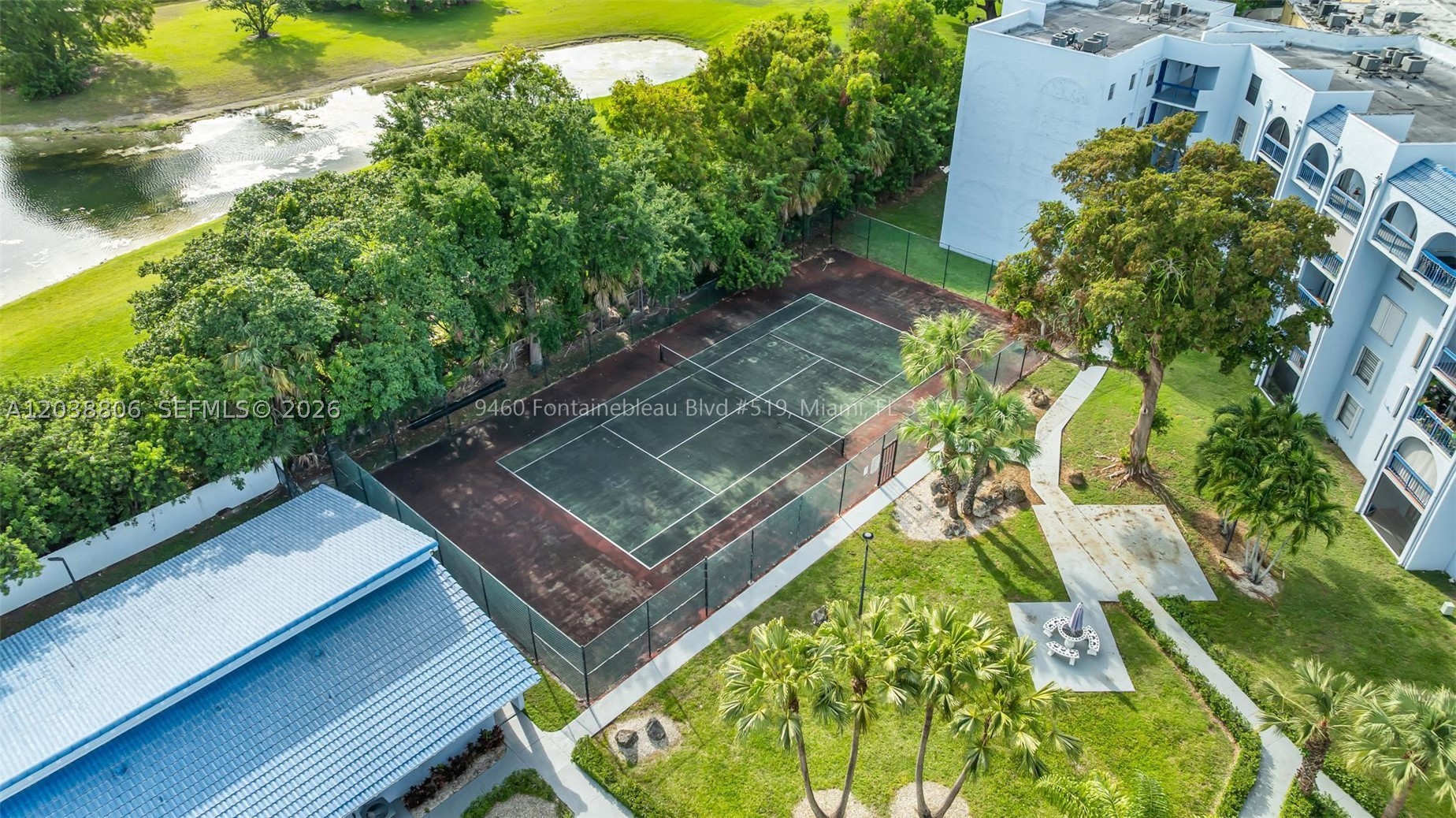 BLEAU GROTTO CONDO - Residential