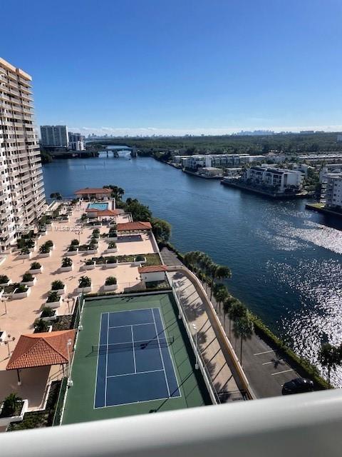 Million Dollar View in Sunny Isles Beach. Beautiful overlook of the intercoastal, Oleta River State Park, and a stunning view of the Downtown Miami Skyline. Watch the sun rise on the east and set on the west right from your balcony. Located right across the Winston Towers Park as well as the dog park for all of your furry friends' needs. Amenities include pool and gym. Short walk to the beach. Sunny Isles Beach K-8 school, Publix, Banks, Walgreens, CVS, all in walking distance.
