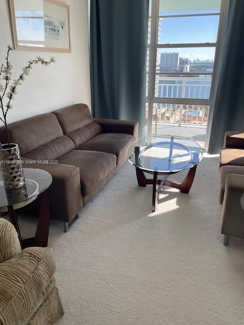 WINSTON TOWERS 500 CONDO - Residential