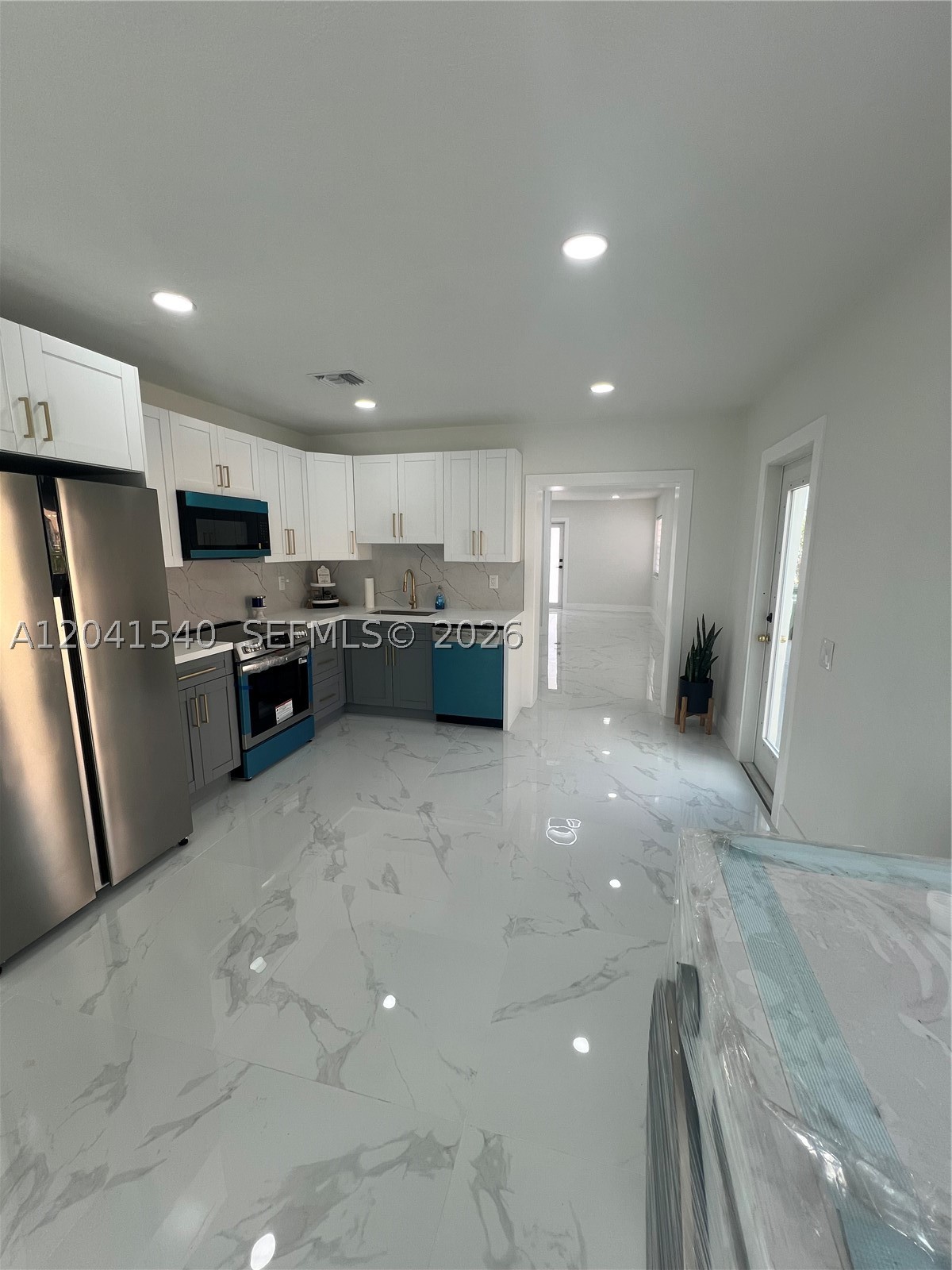 OPA LOCKA PLAT NO 3 REV - Residential
