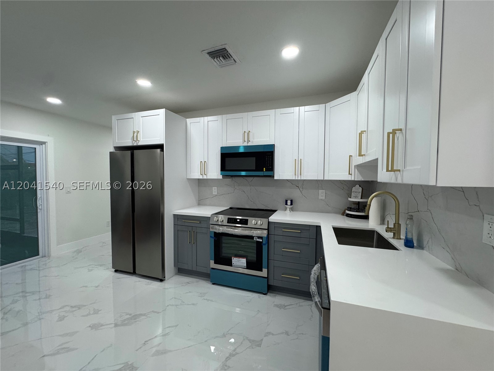 OPA LOCKA PLAT NO 3 REV - Residential
