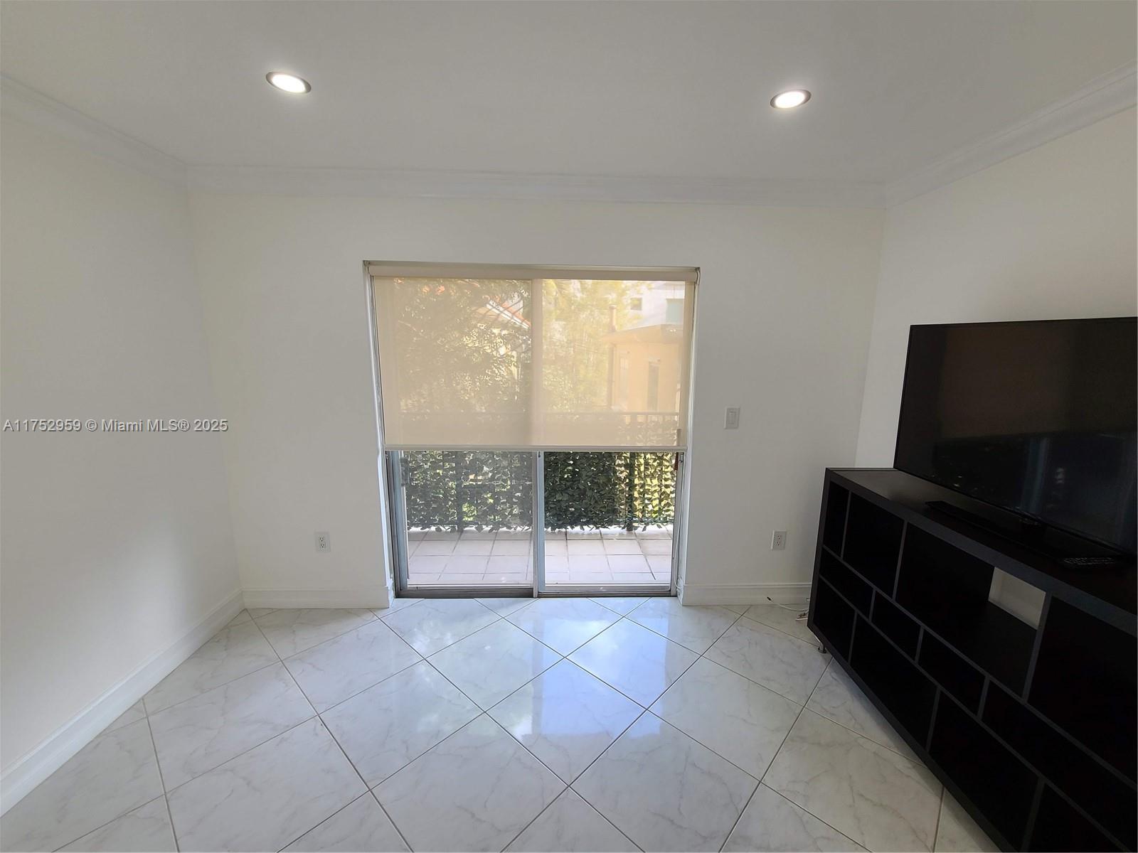 MICHIGAN TERRACE CONDO - Residential