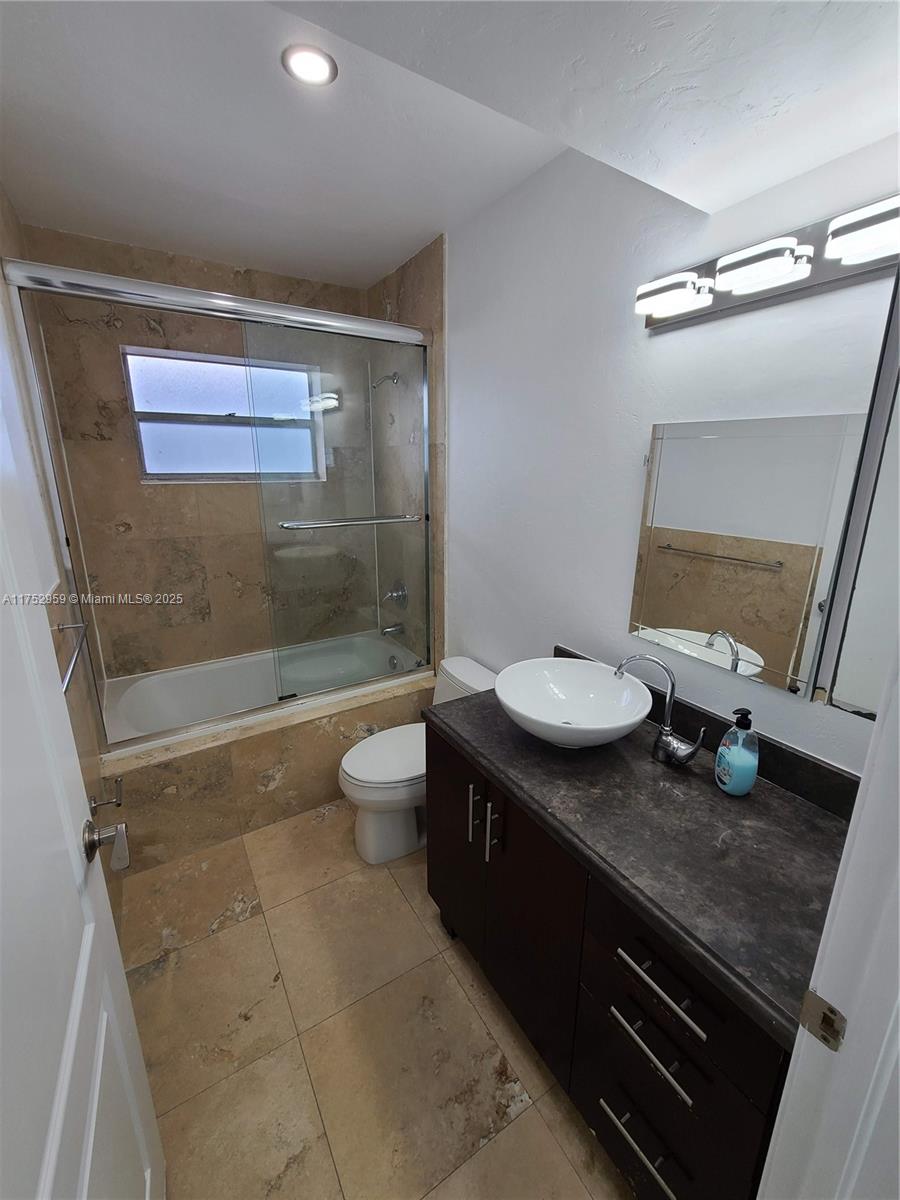 MICHIGAN TERRACE CONDO - Residential