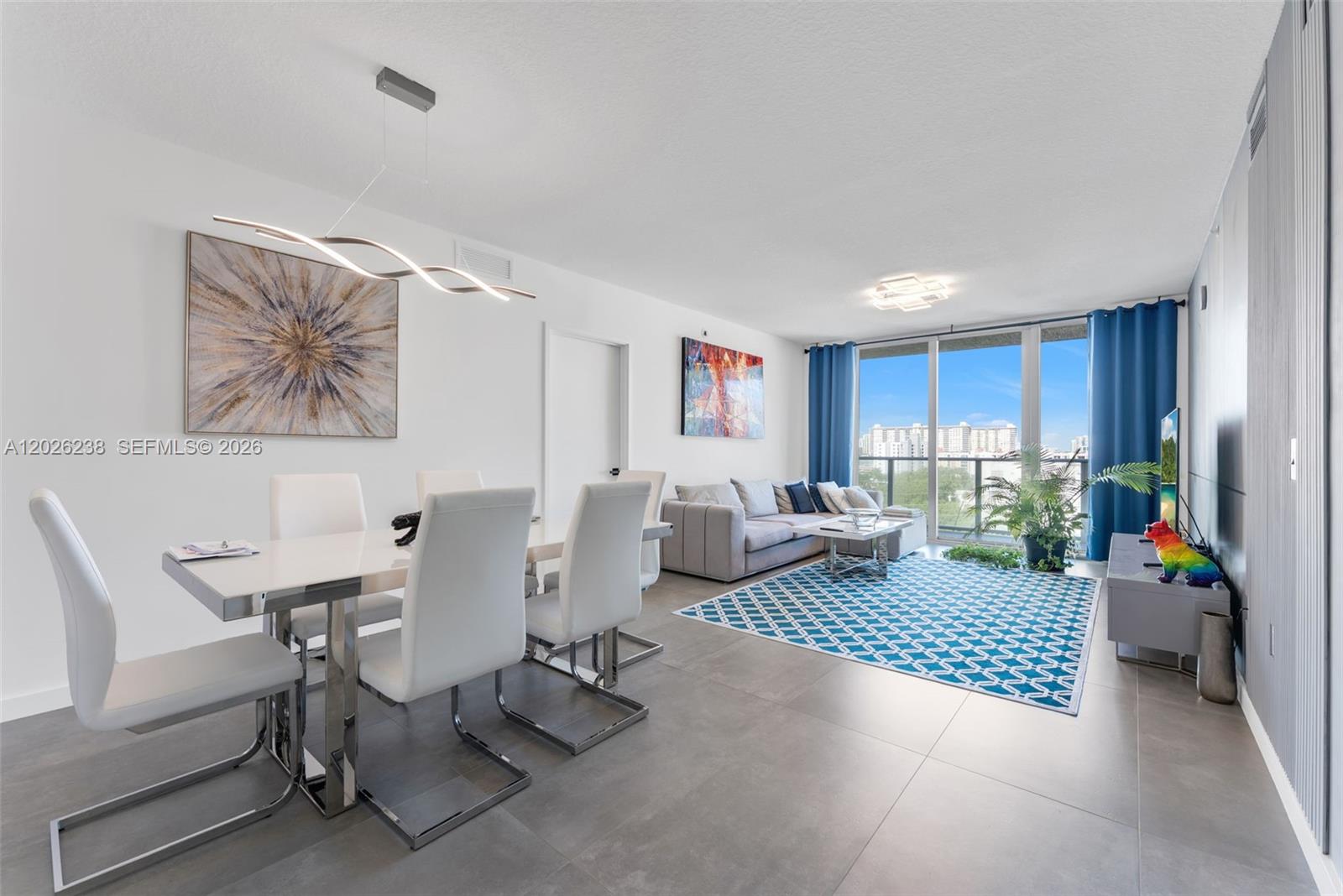 PARQUE TOWERS CONDO - Residential Lease