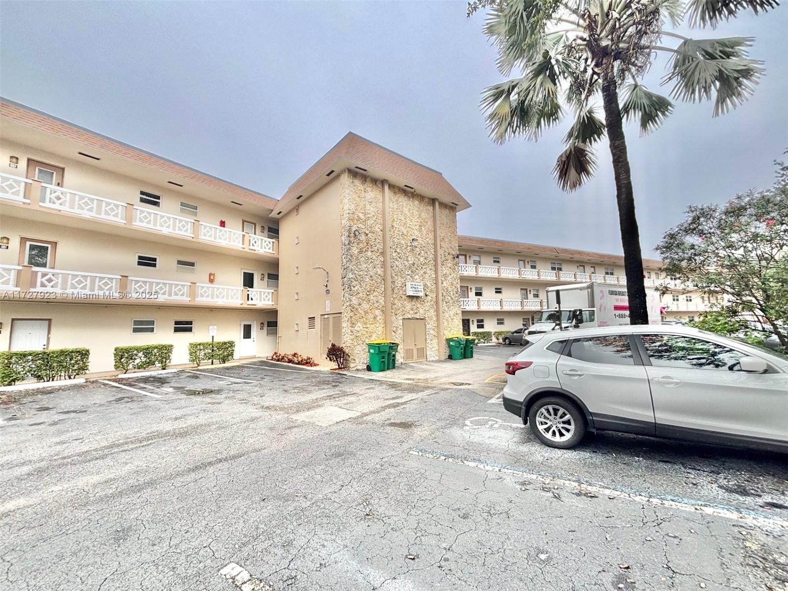 JONQUIL GARDENS CONDO - Residential