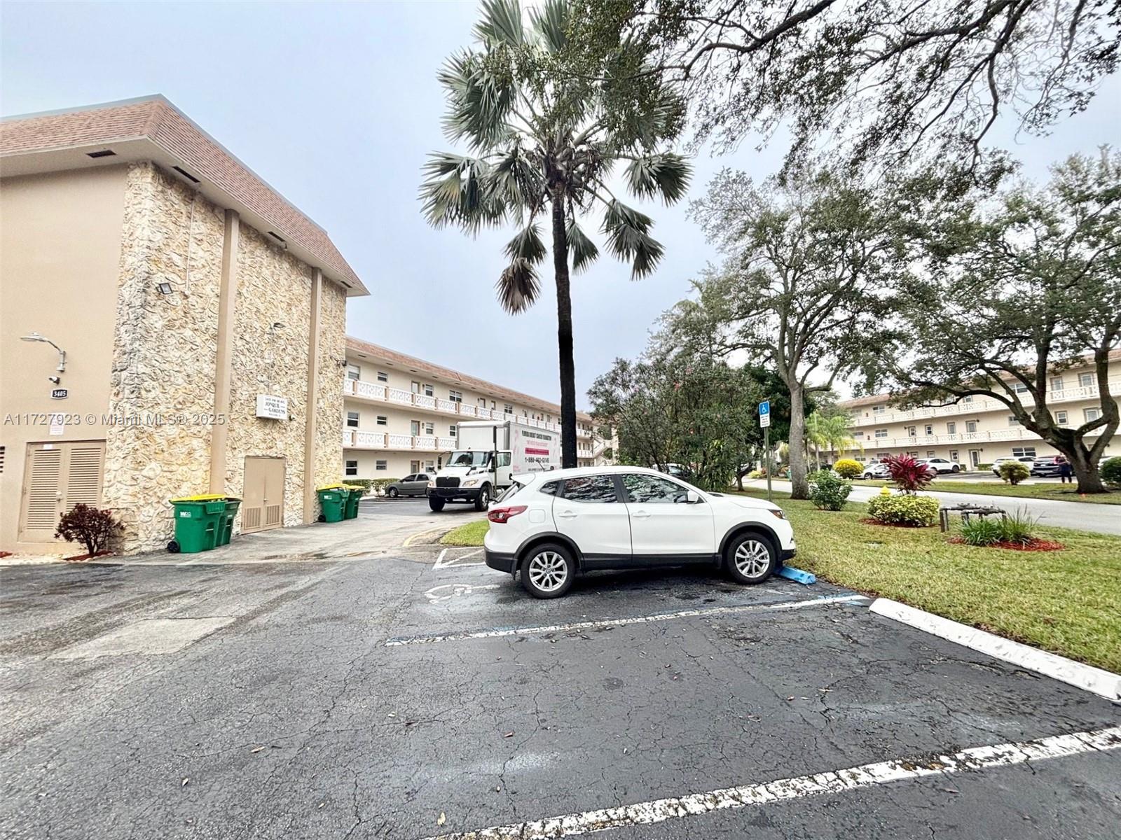 JONQUIL GARDENS CONDO - Residential