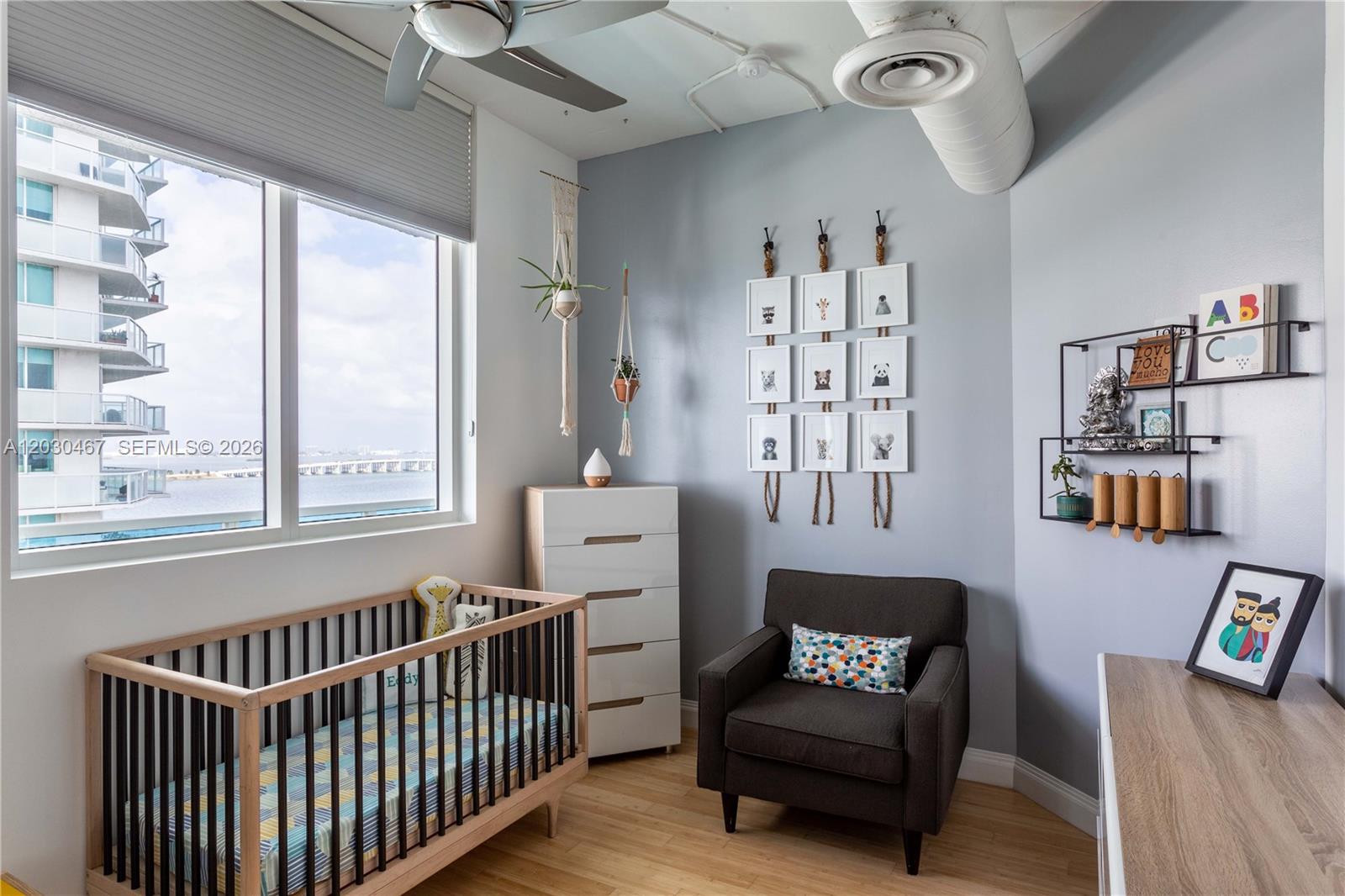 STAR LOFTS ON THE BAY CON - Residential