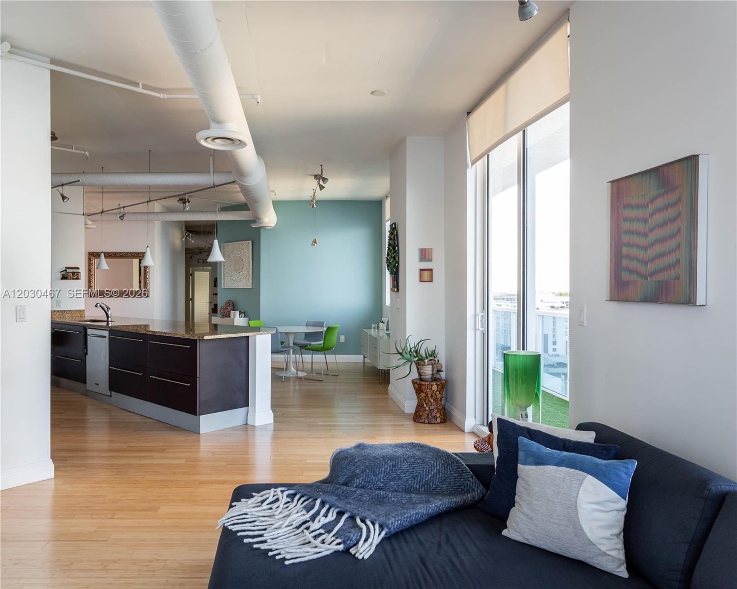 STAR LOFTS ON THE BAY CON - Residential