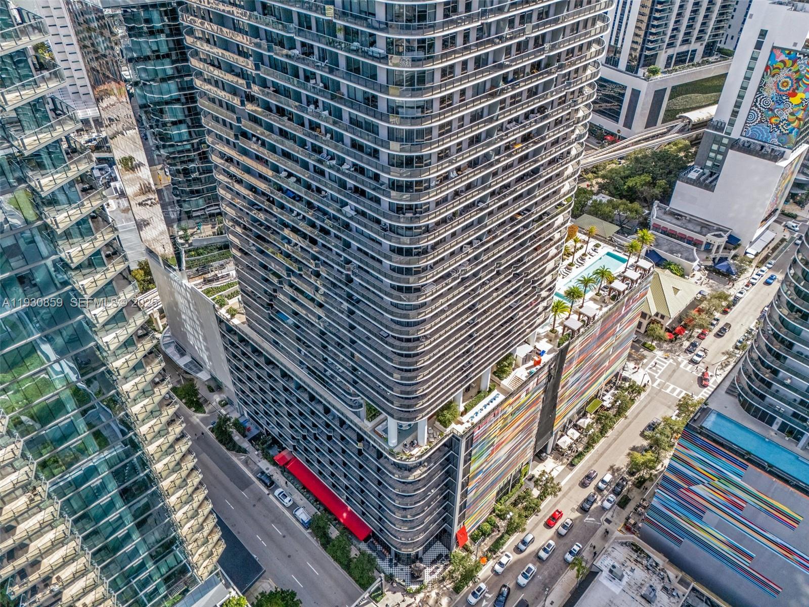 801 SMA RESIDENCE CONDO - Residential