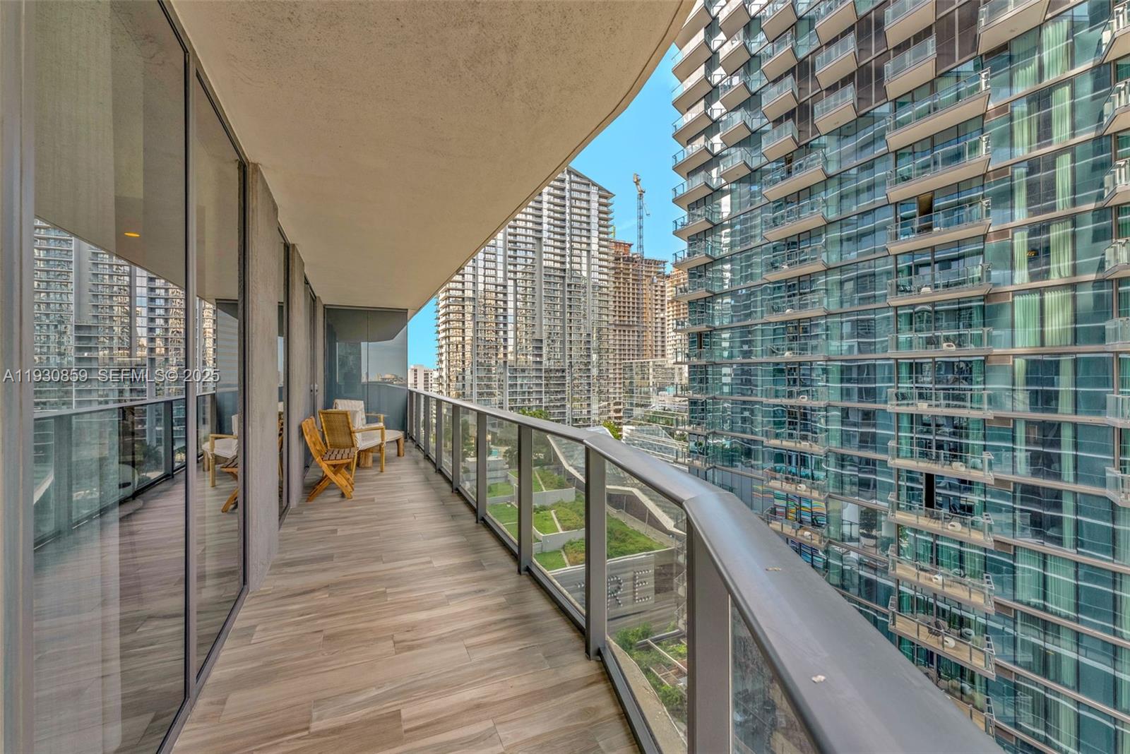 801 SMA RESIDENCE CONDO - Residential