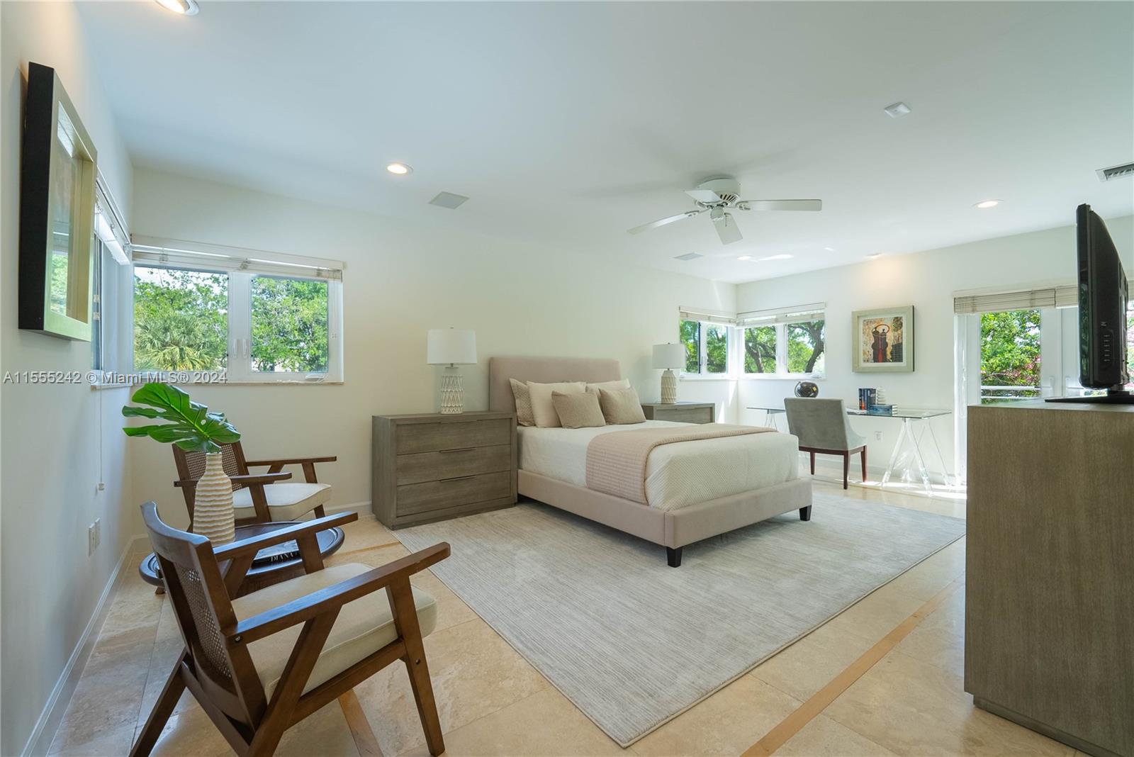 1STAADD HAMMOCK LAKE 2 - Residential