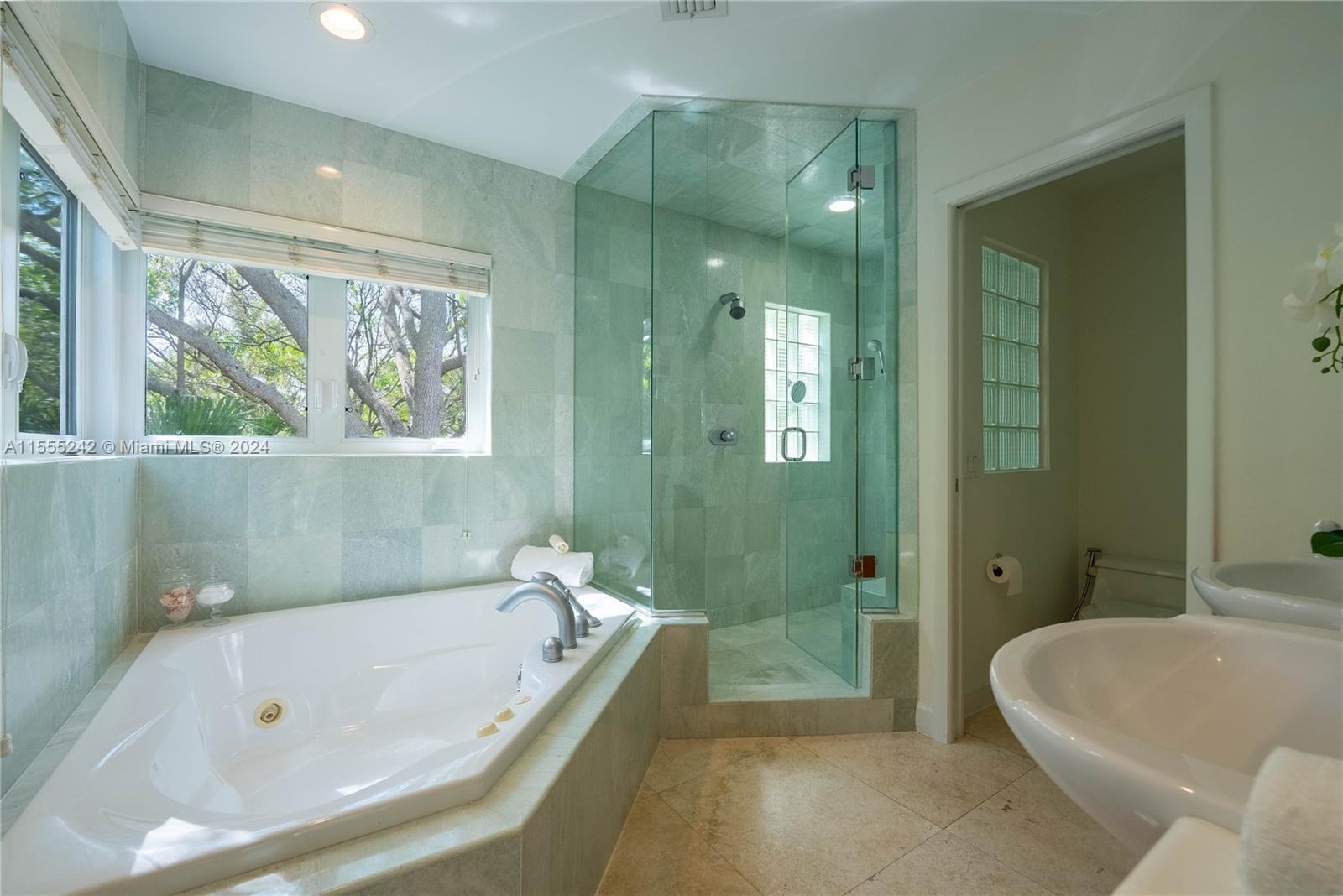 1STAADD HAMMOCK LAKE 2 - Residential