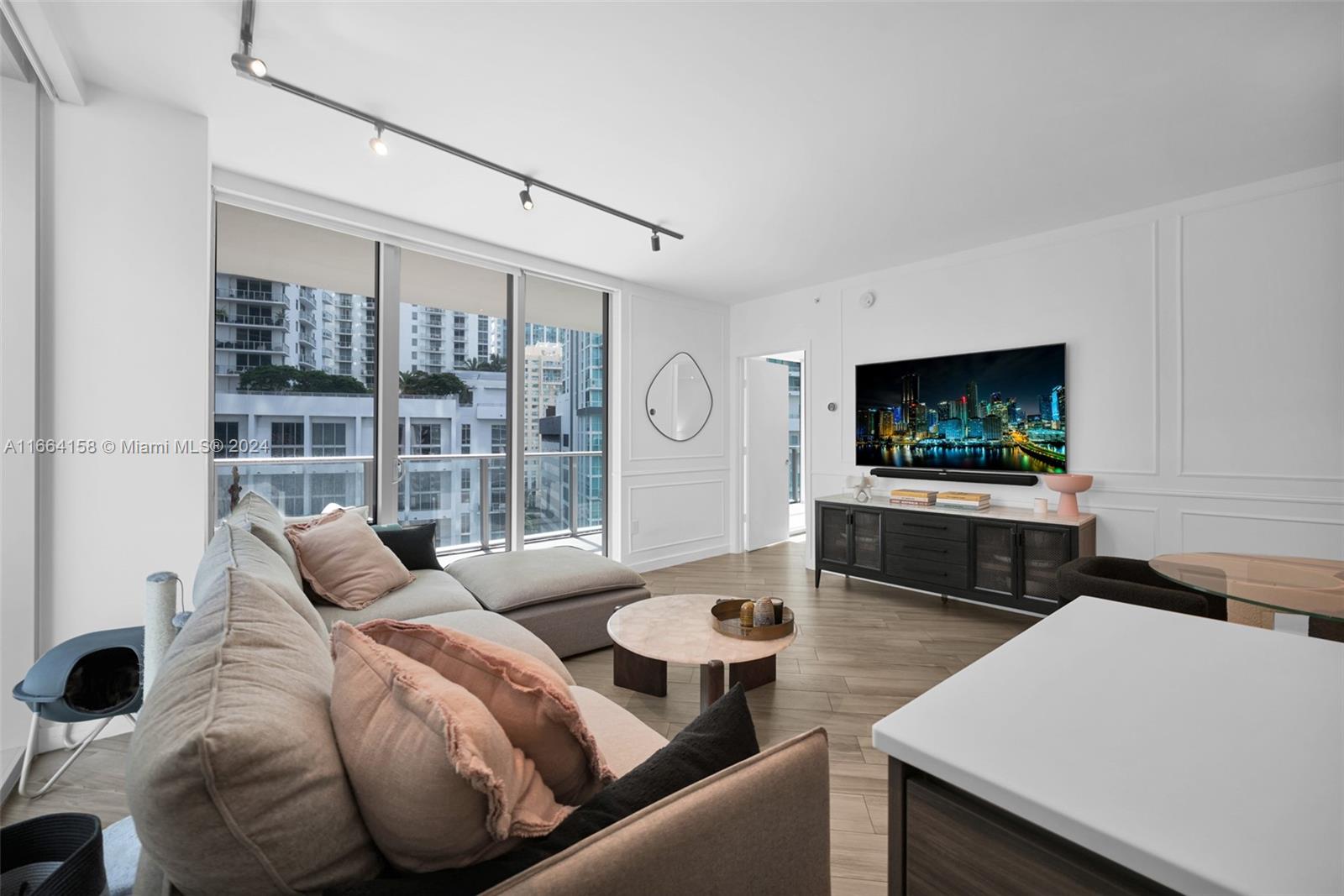 Millecento - Residential Lease