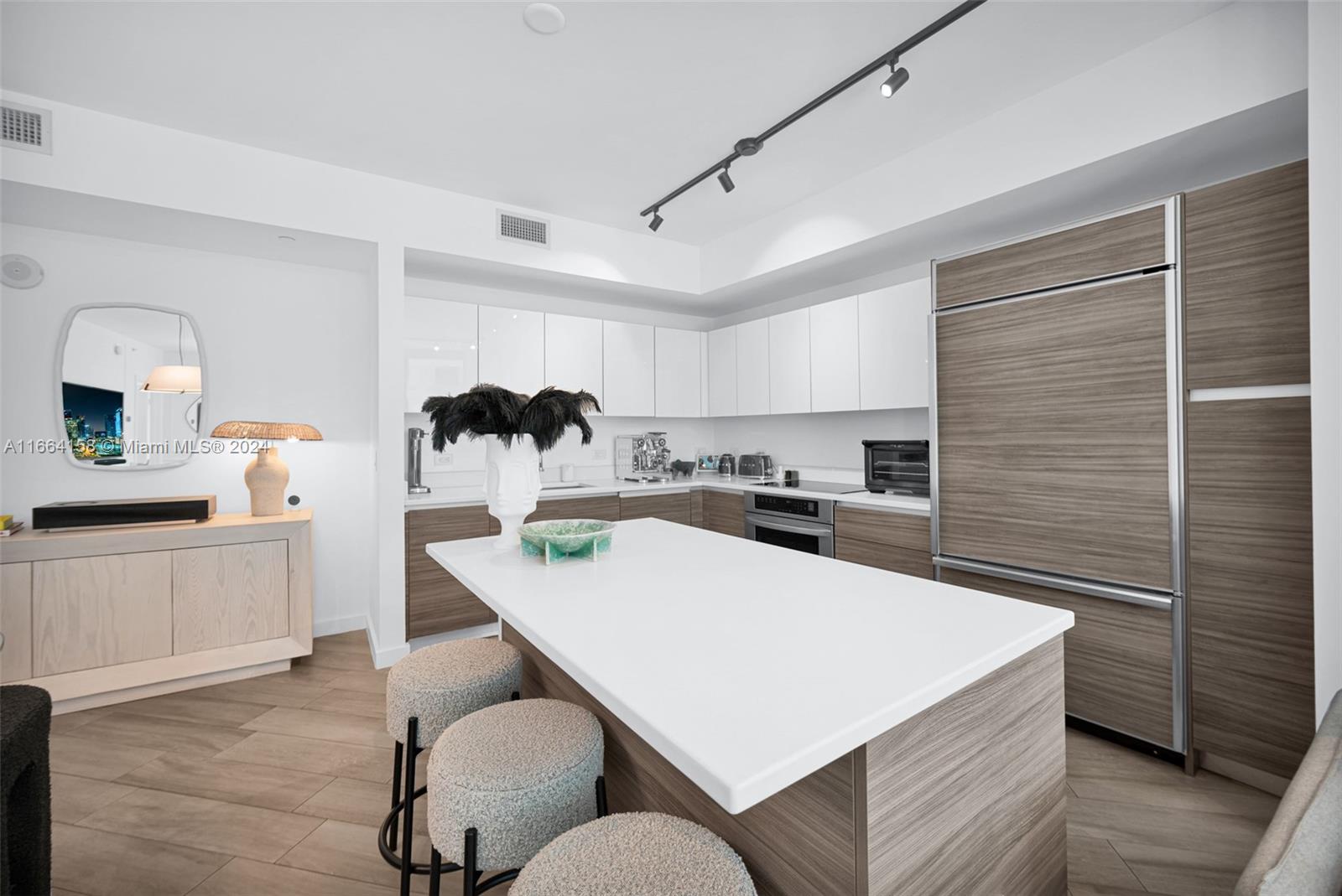 Millecento - Residential Lease