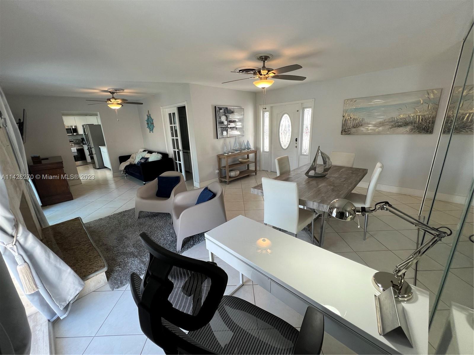 ROYAL PALM ACRES SECOND S - Residential Lease