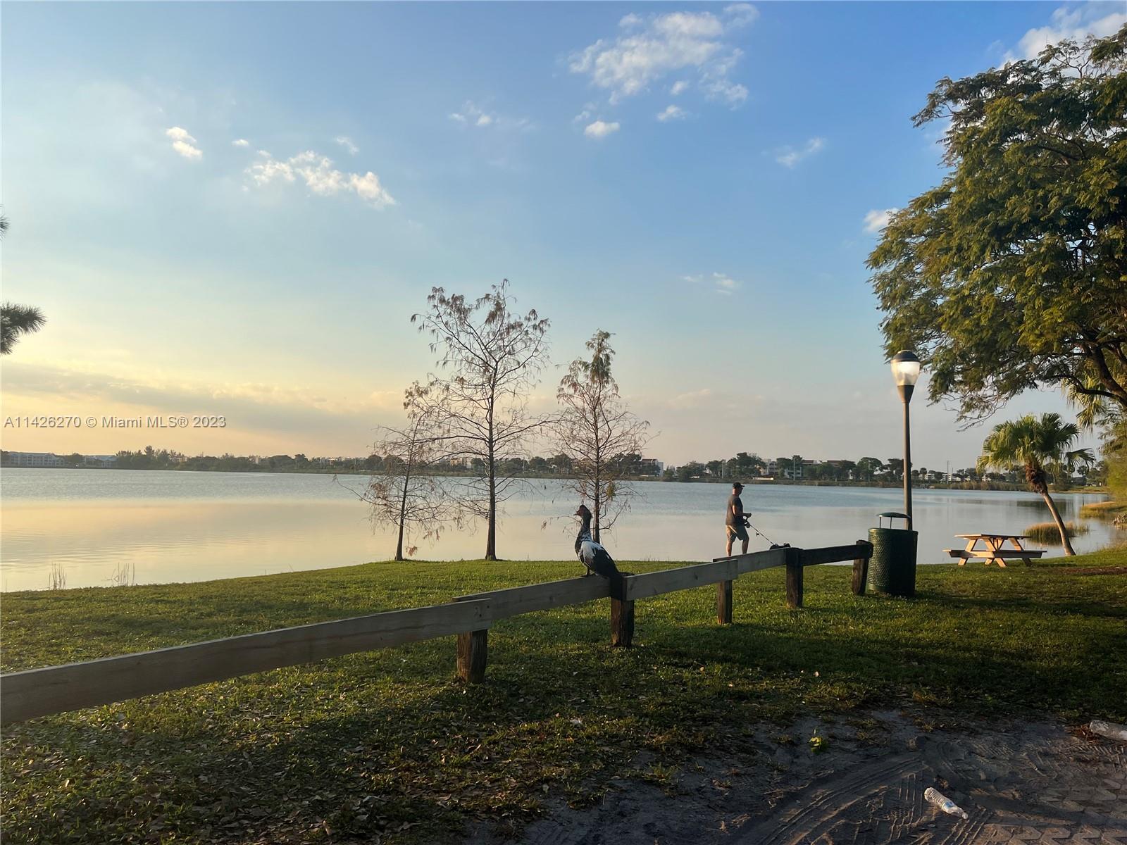 ROYAL PALM ACRES SECOND S - Residential Lease