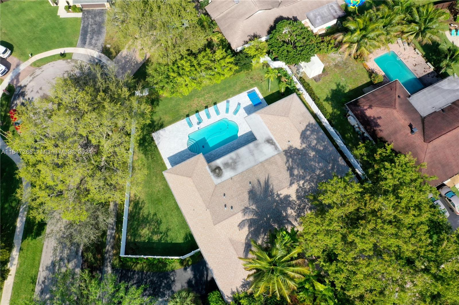 PLANTATION HARBOR - Residential