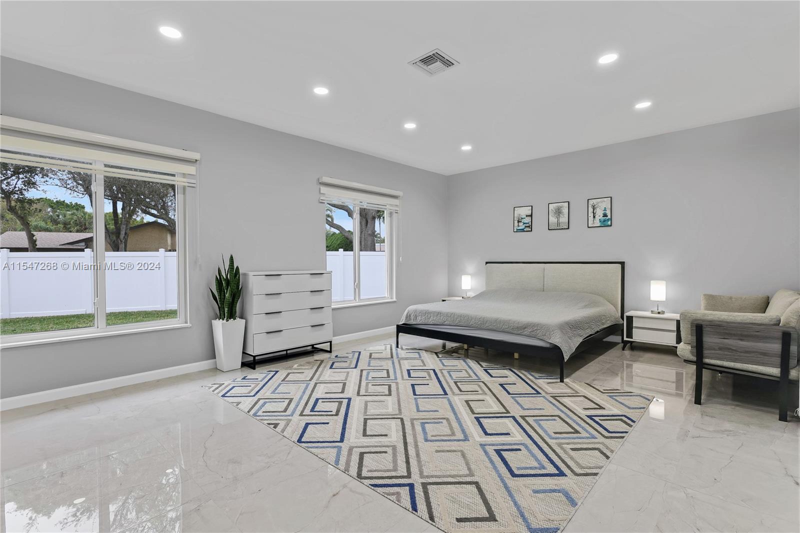 PLANTATION HARBOR - Residential